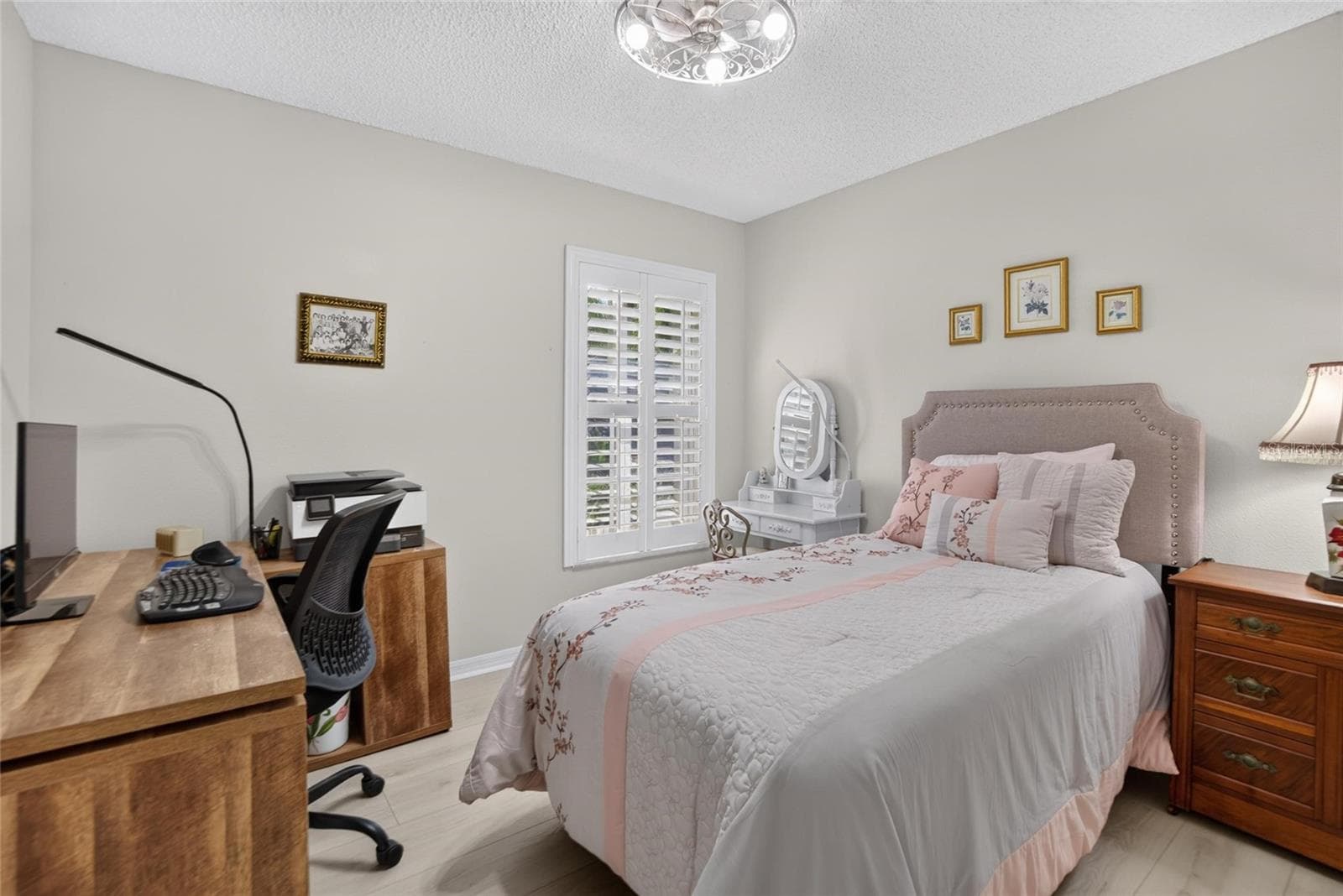 Condominium at 2433 NEW HAVEN CIR, SUN CITY CENTER, photo 15 of 40