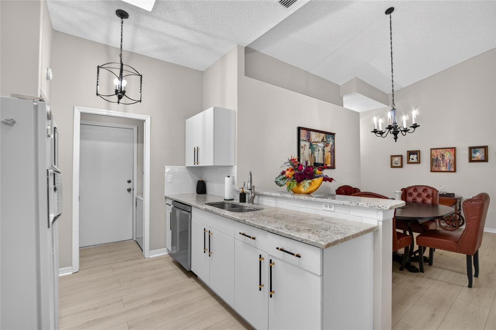 Condominium at 2433 NEW HAVEN CIR, SUN CITY CENTER, photo 30 of 40