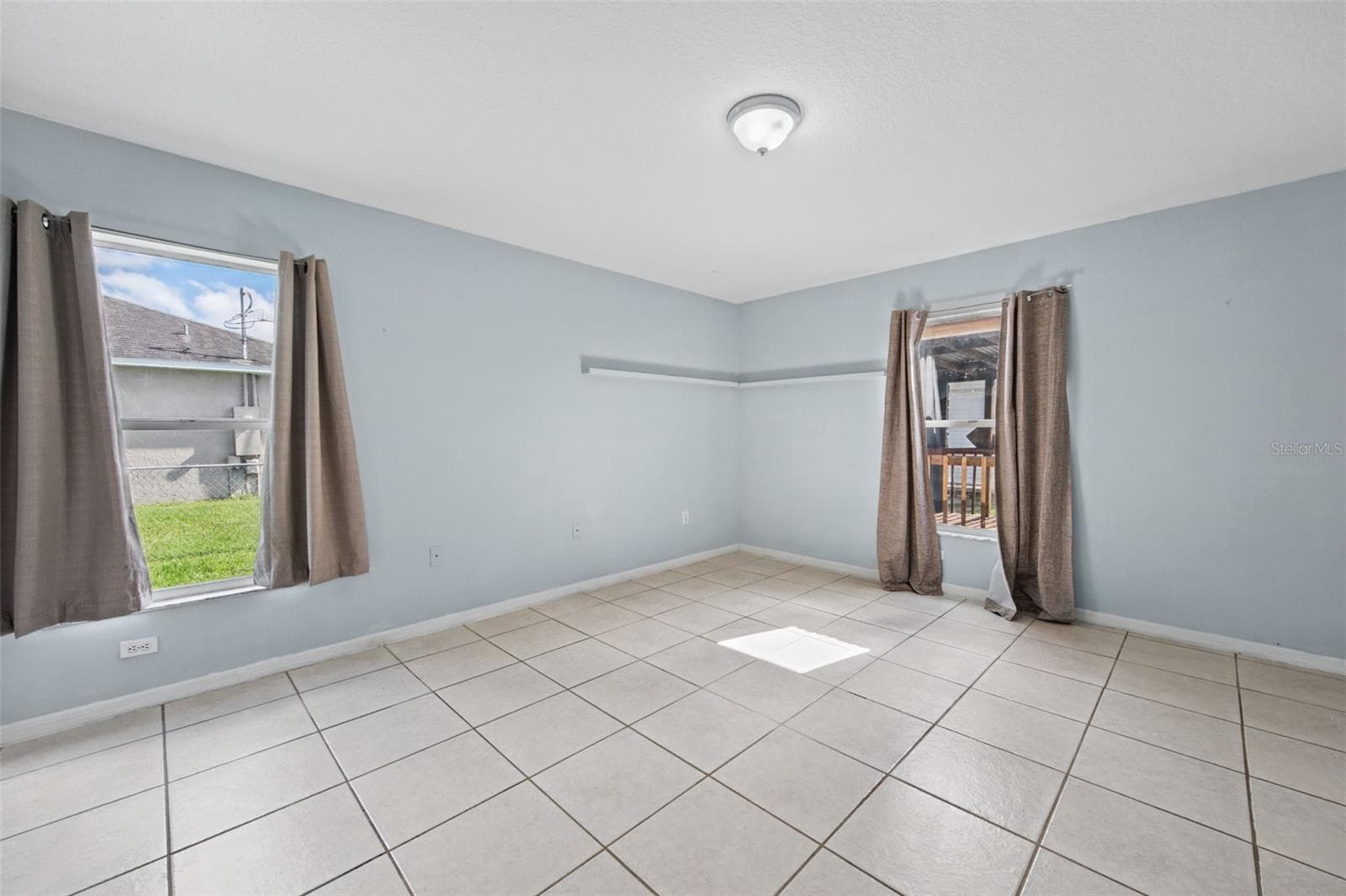 Single Family Residence at 677 SAGAMORE DR, DELTONA, photo 21 of 39
