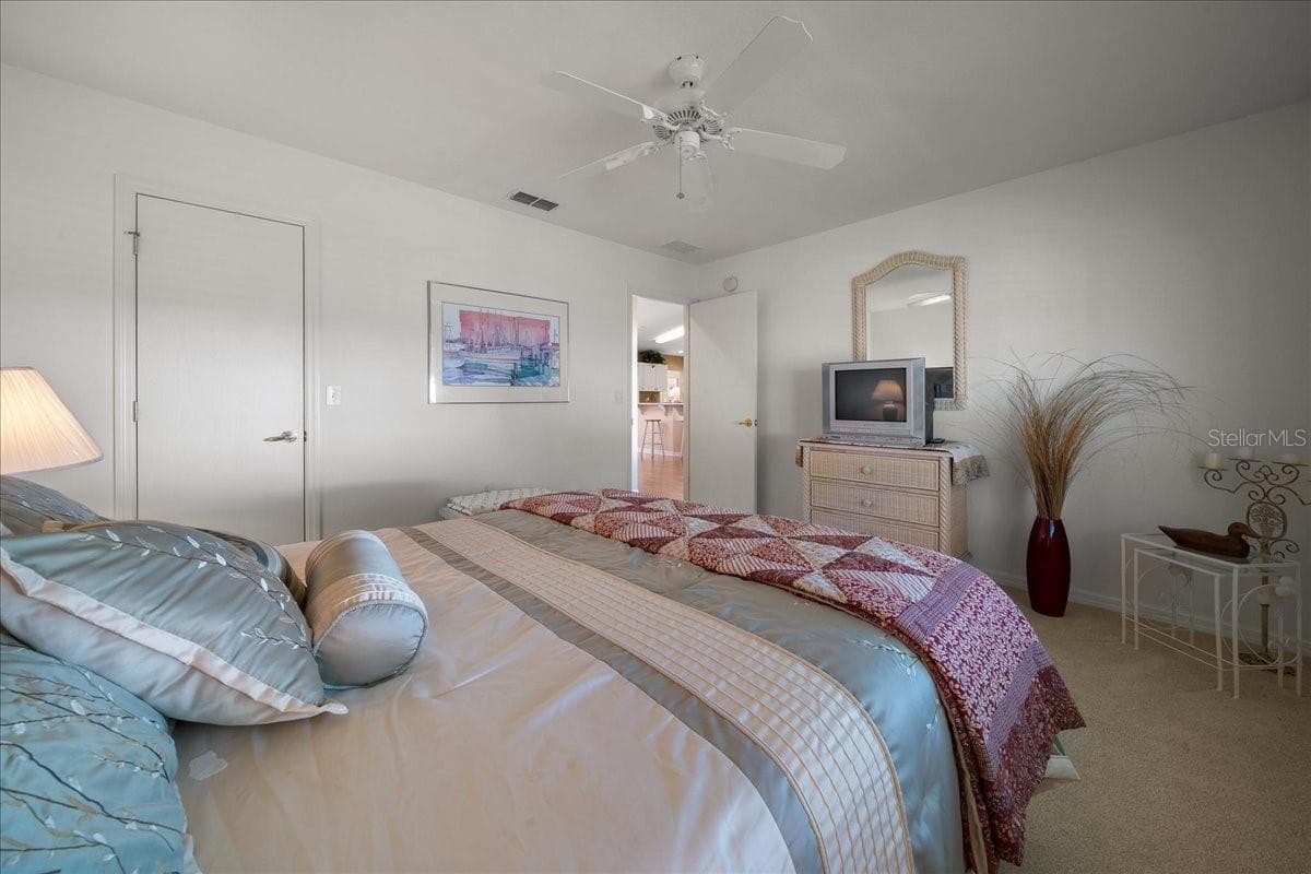 Single Family Residence at 13885 SW 112TH CIR, DUNNELLON, photo 32 of 78