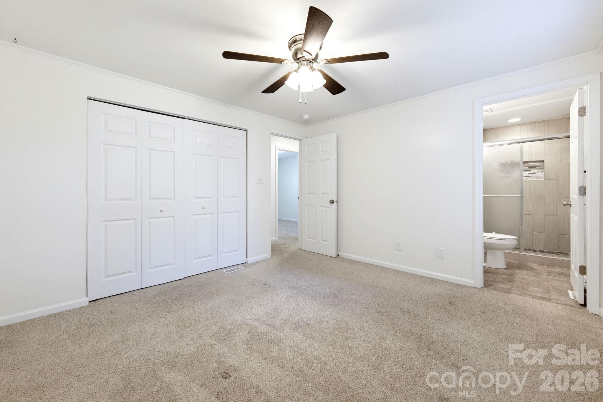Single Family Residence at 6901 Rollingridge Drive, Charlotte, photo 20 of 36
