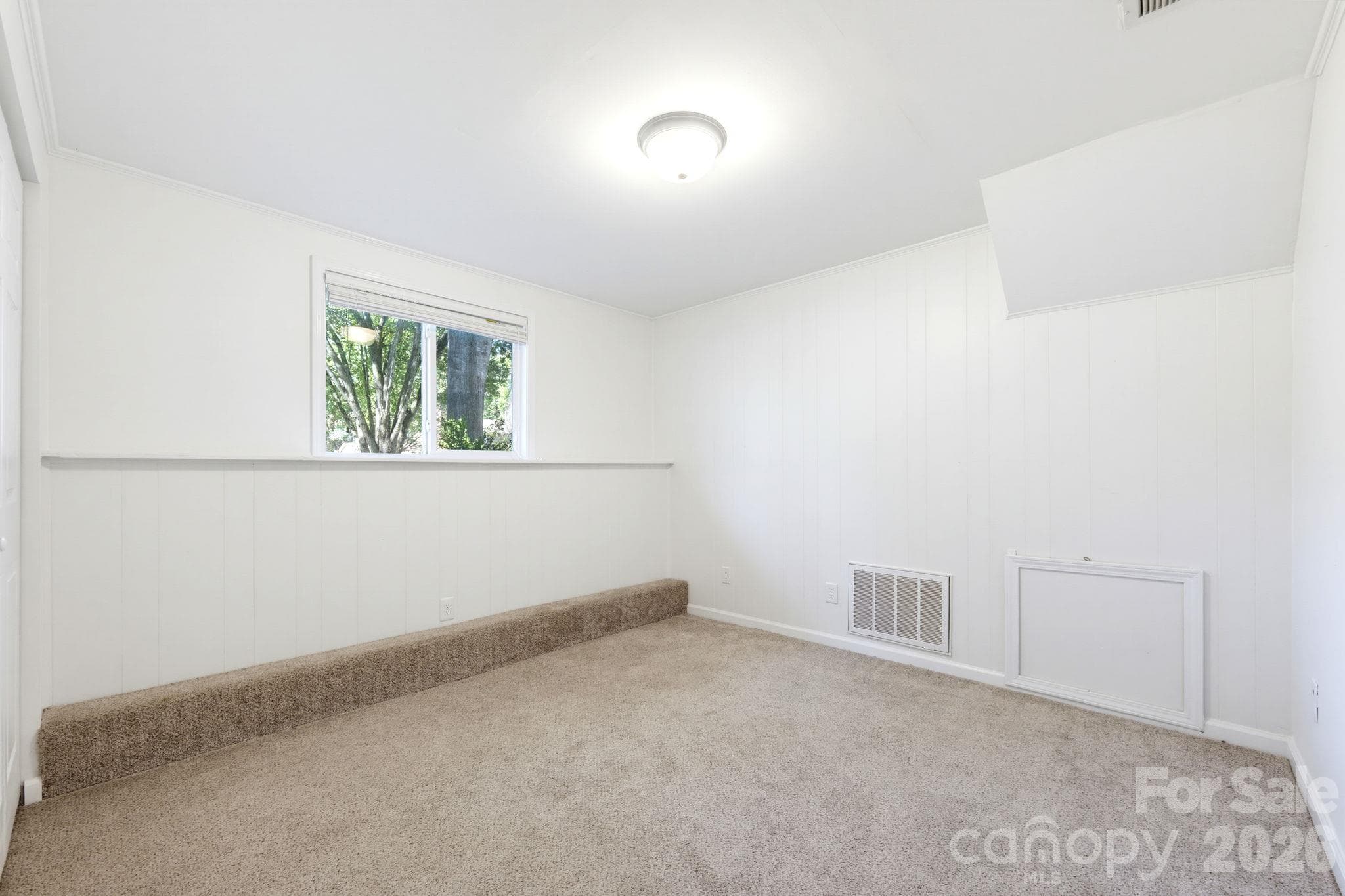 Single Family Residence at 6901 Rollingridge Drive, Charlotte, photo 26 of 36