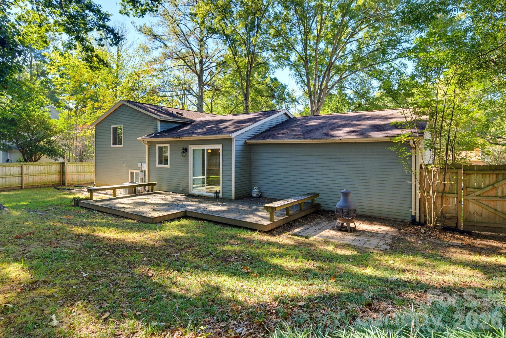 Single Family Residence at 6901 Rollingridge Drive, Charlotte, photo 31 of 36
