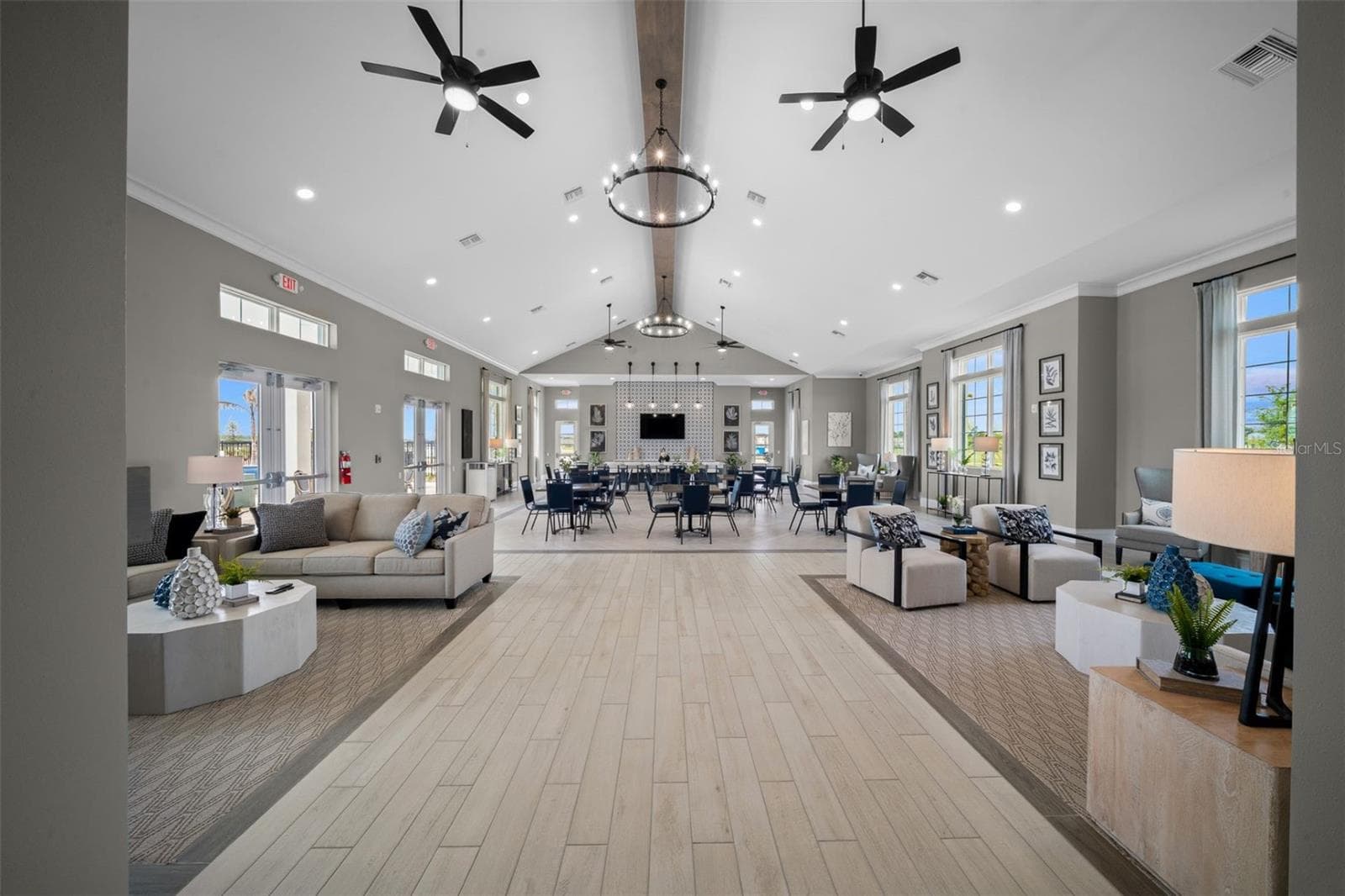 Room to Gather - 5510 FREESIA DR, LAKELAND