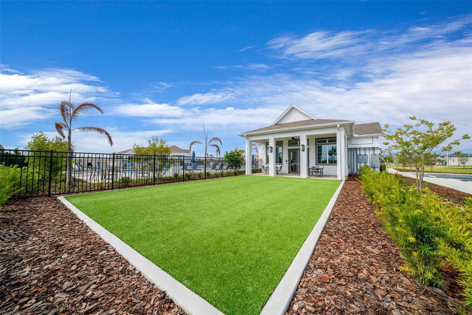 Yoga & Exercise Lawn - 5510 FREESIA DR, LAKELAND