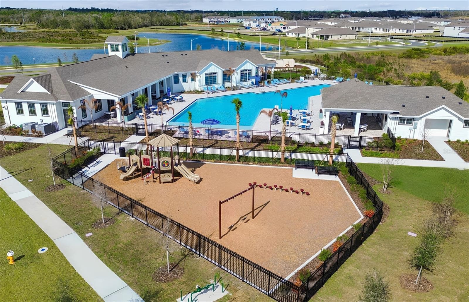 Amenity Campus - 5510 FREESIA DR, LAKELAND