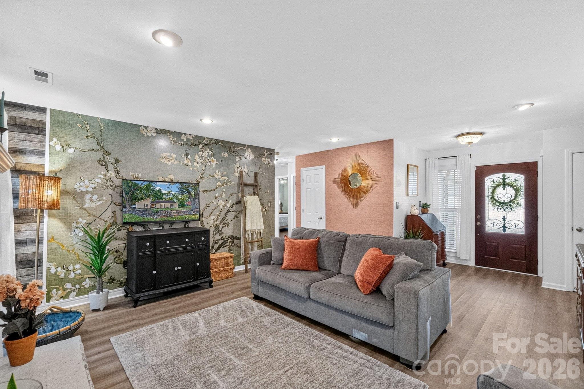 Single Family Residence at 4506 Woods End Lane, Charlotte, photo 11 of 42