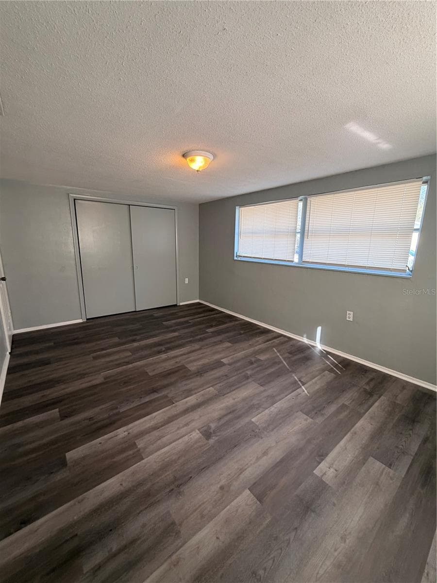 Single Family Residence at 5604 CHEYENNE DR, HOLIDAY, photo 10 of 18