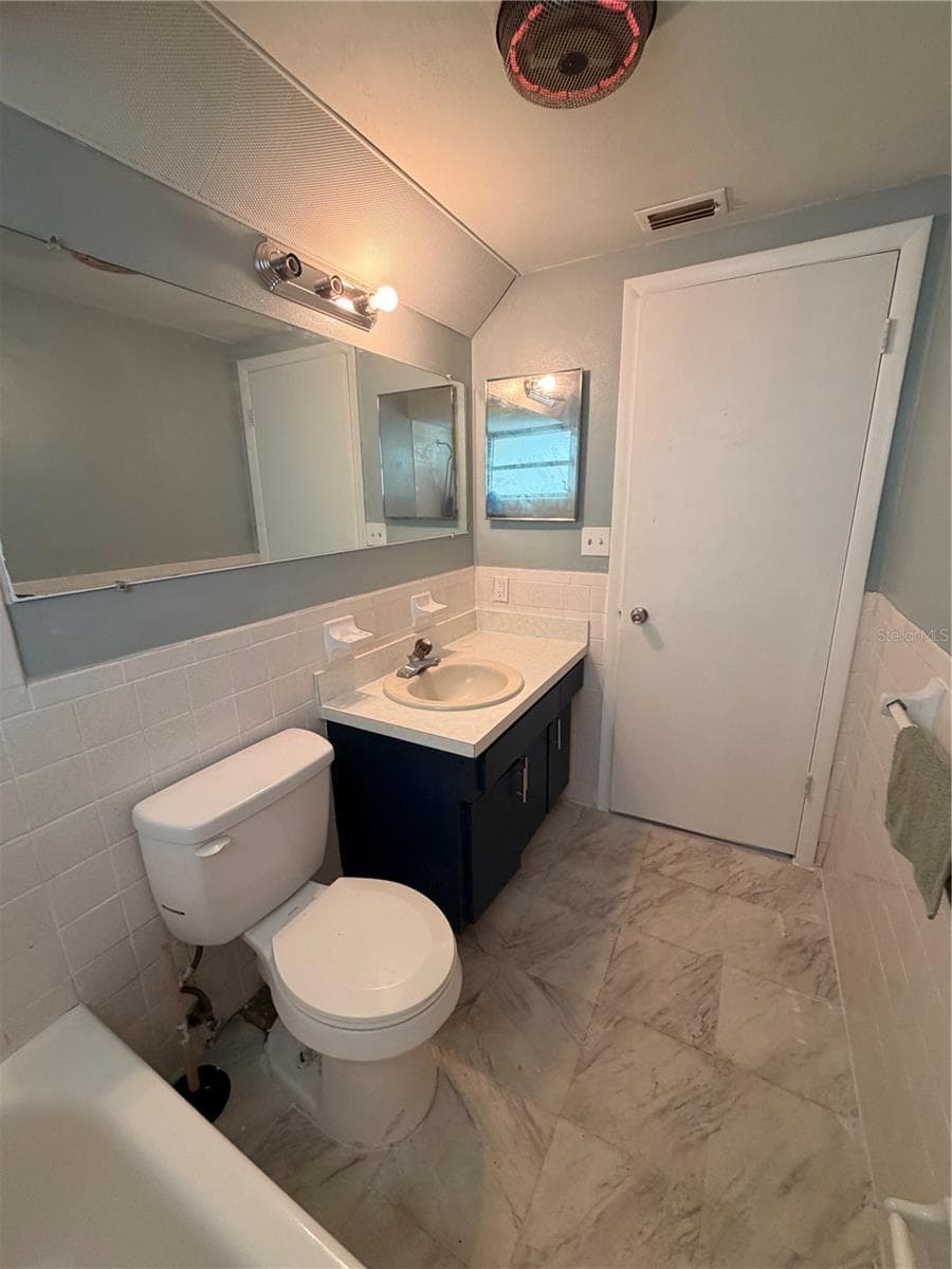 Single Family Residence at 5604 CHEYENNE DR, HOLIDAY, photo 16 of 18