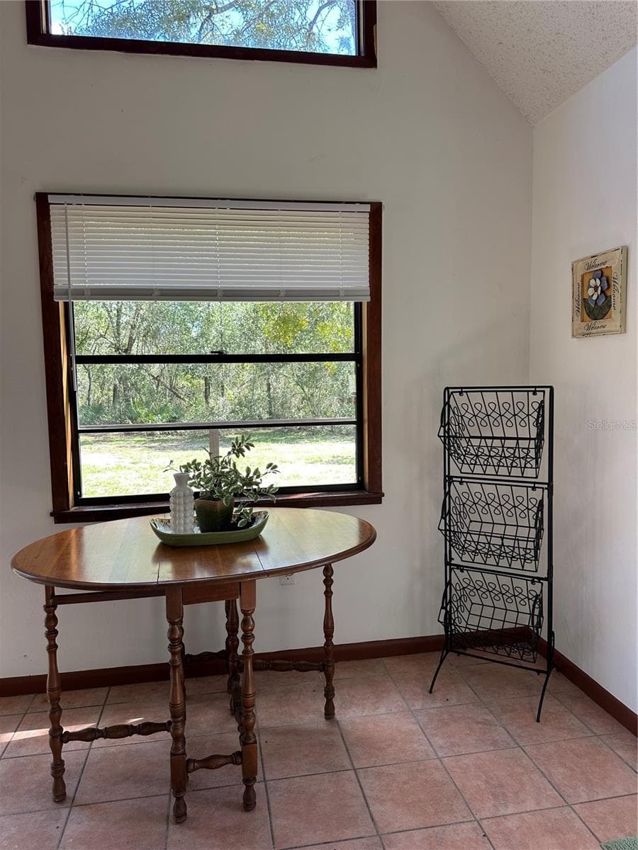 Single Family Residence at 40043 W 8TH AVE, UMATILLA, photo 10 of 23