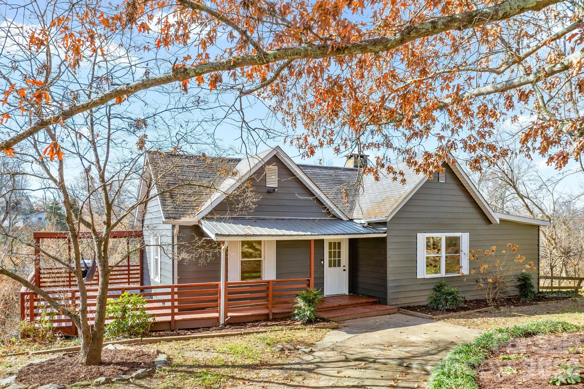 2 Worley Place
