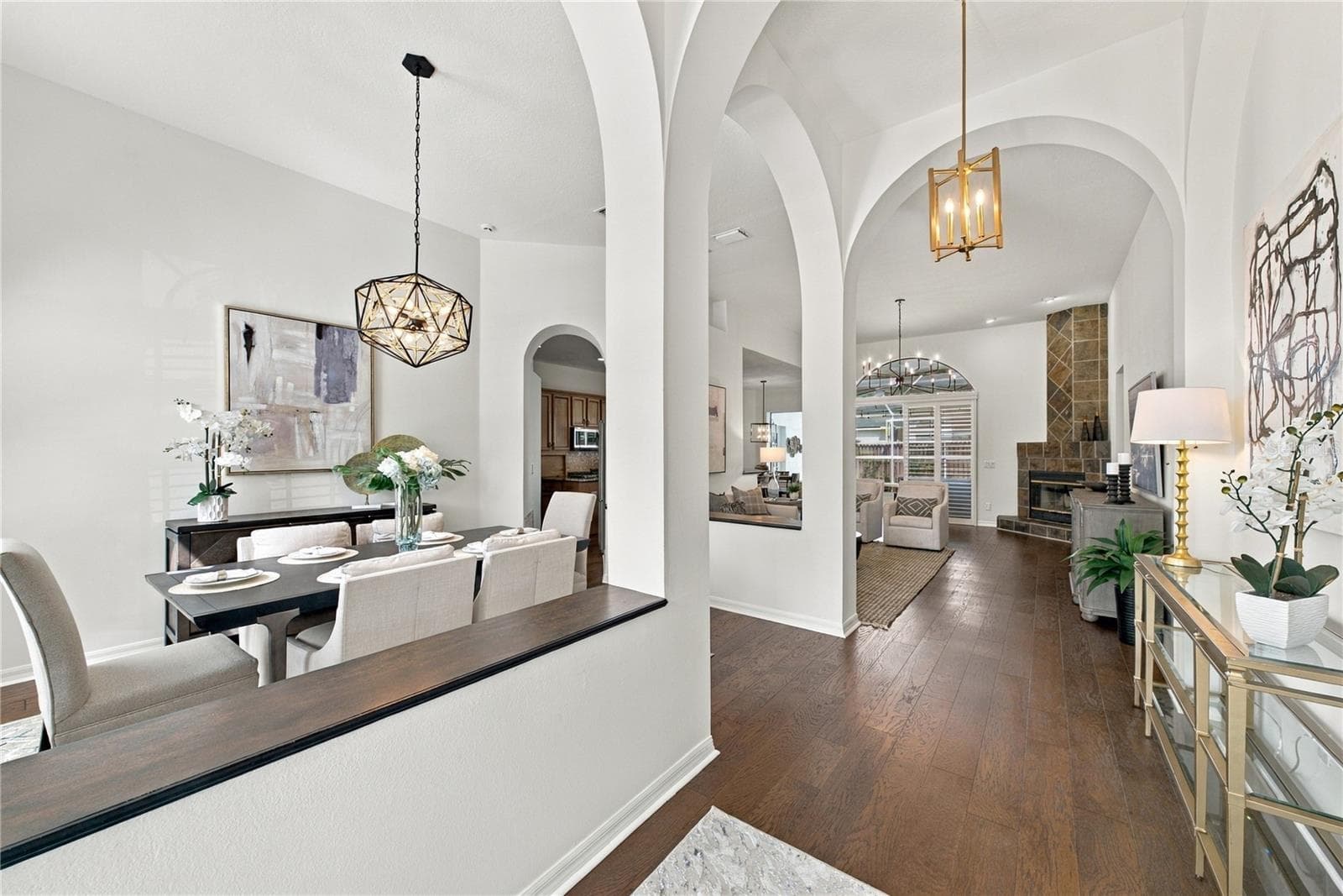 Single Family Residence at 11925 KEATING DR, TAMPA, photo 11 of 97