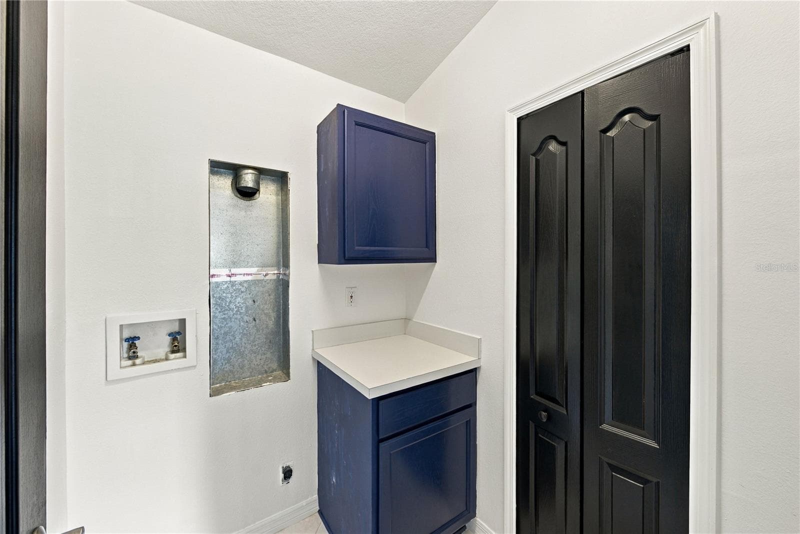 Single Family Residence at 11925 KEATING DR, TAMPA, photo 58 of 97