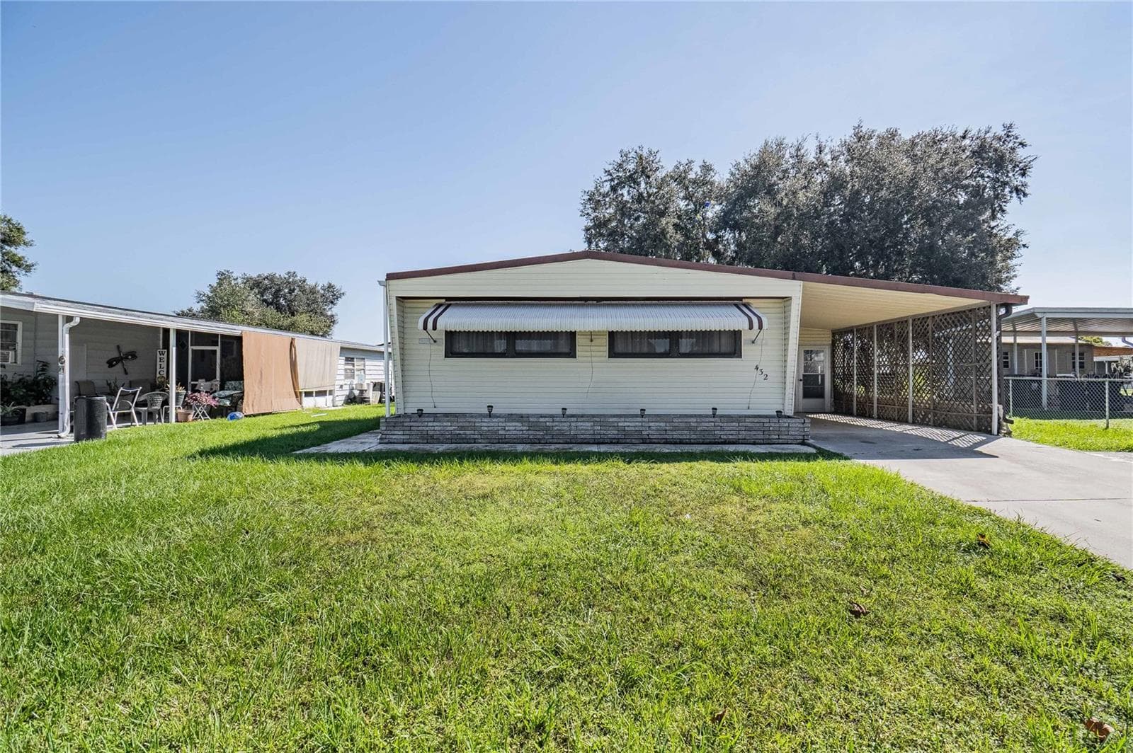 Mobile Home at 432 LAZY LAKE DR W, LAKELAND, photo 2 of 32
