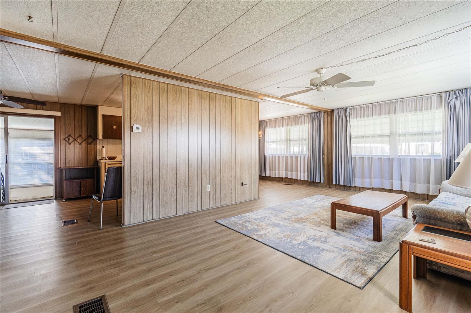 Mobile Home at 432 LAZY LAKE DR W, LAKELAND, photo 7 of 32