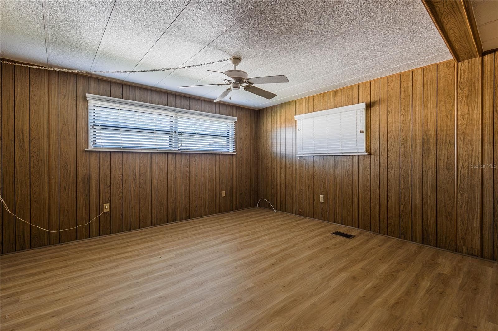 Mobile Home at 432 LAZY LAKE DR W, LAKELAND, photo 12 of 32