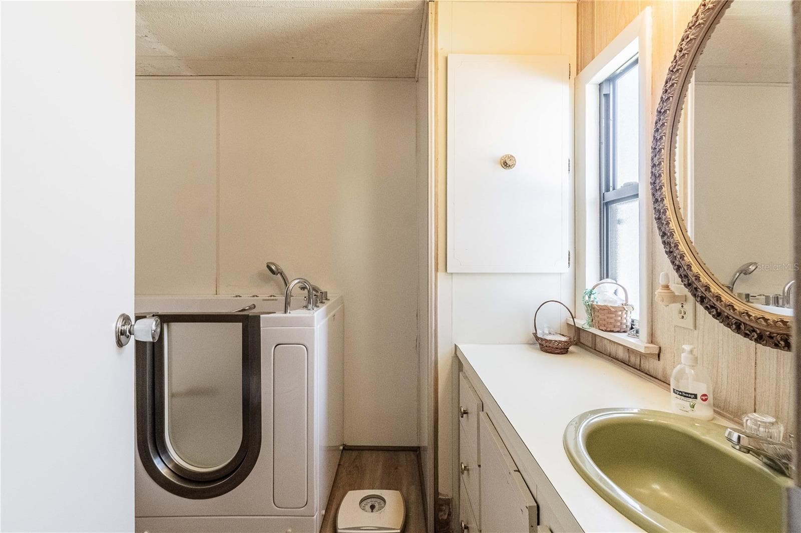 Mobile Home at 432 LAZY LAKE DR W, LAKELAND, photo 19 of 32