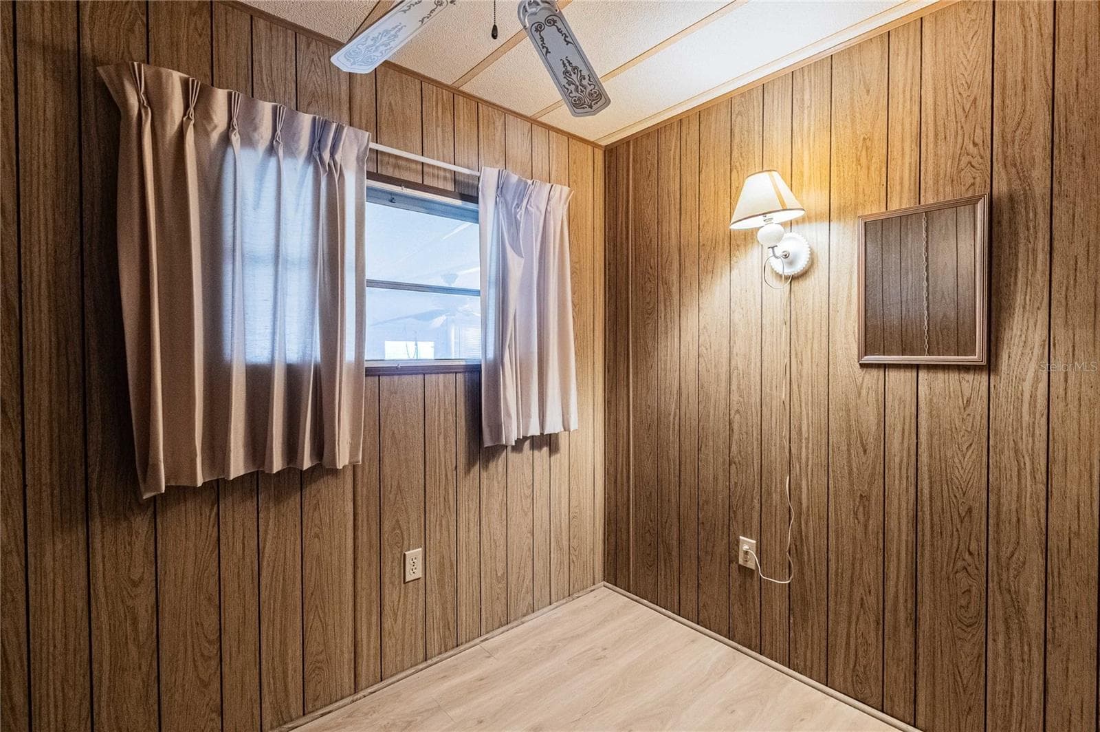 Mobile Home at 432 LAZY LAKE DR W, LAKELAND, photo 20 of 32