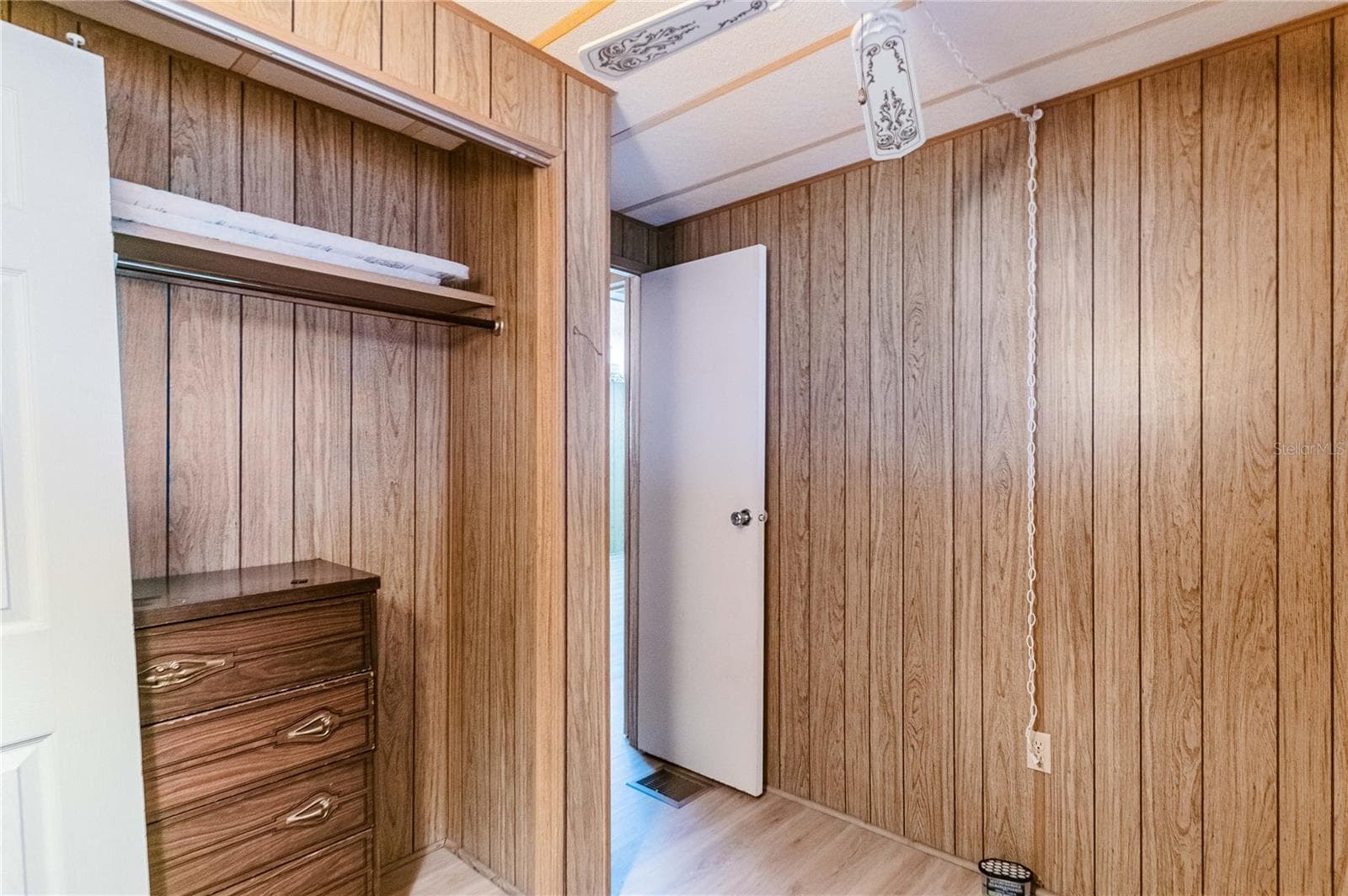 Mobile Home at 432 LAZY LAKE DR W, LAKELAND, photo 21 of 32