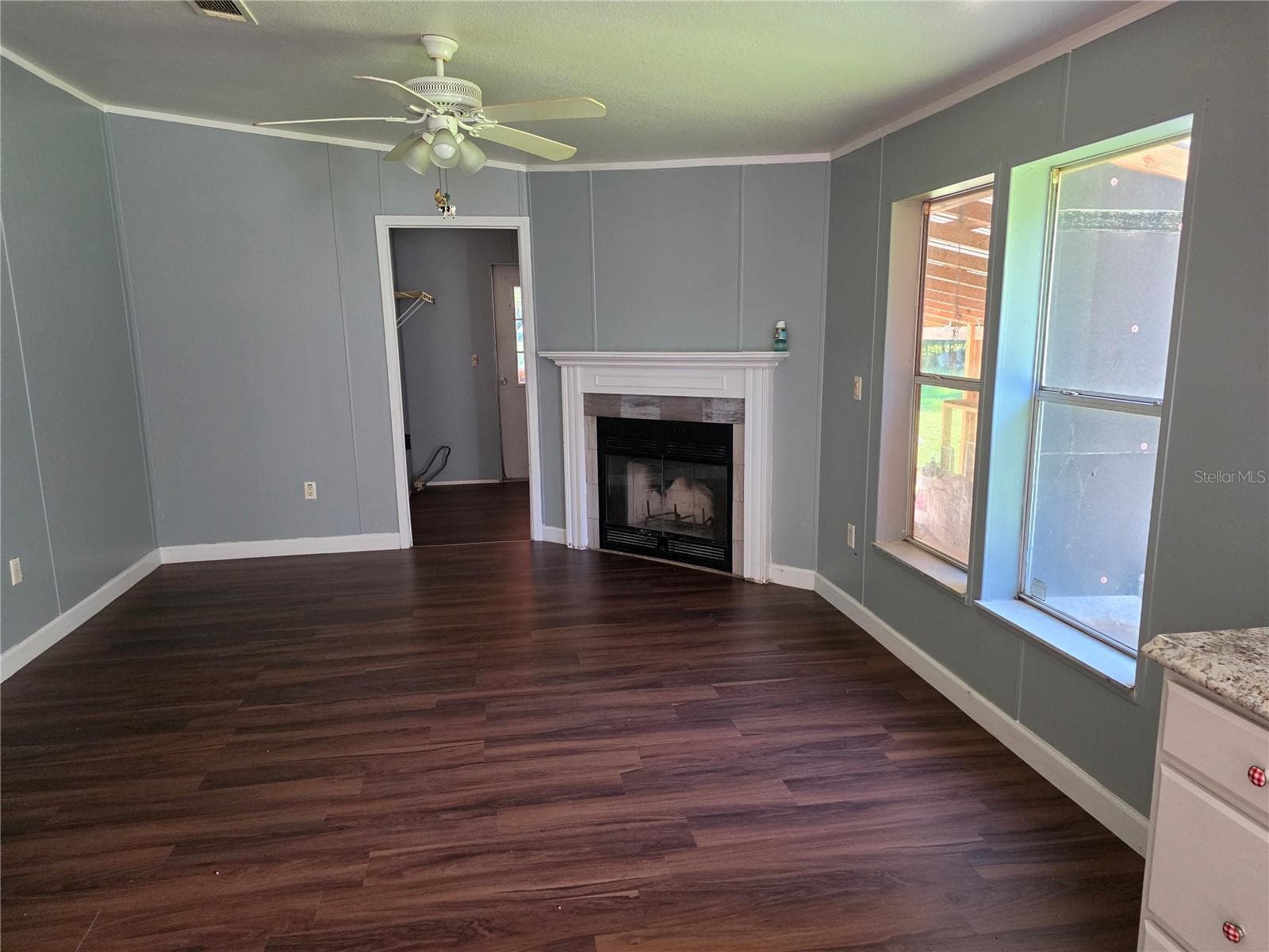 Family Room - 1504 WALDRUP RD, LAKELAND