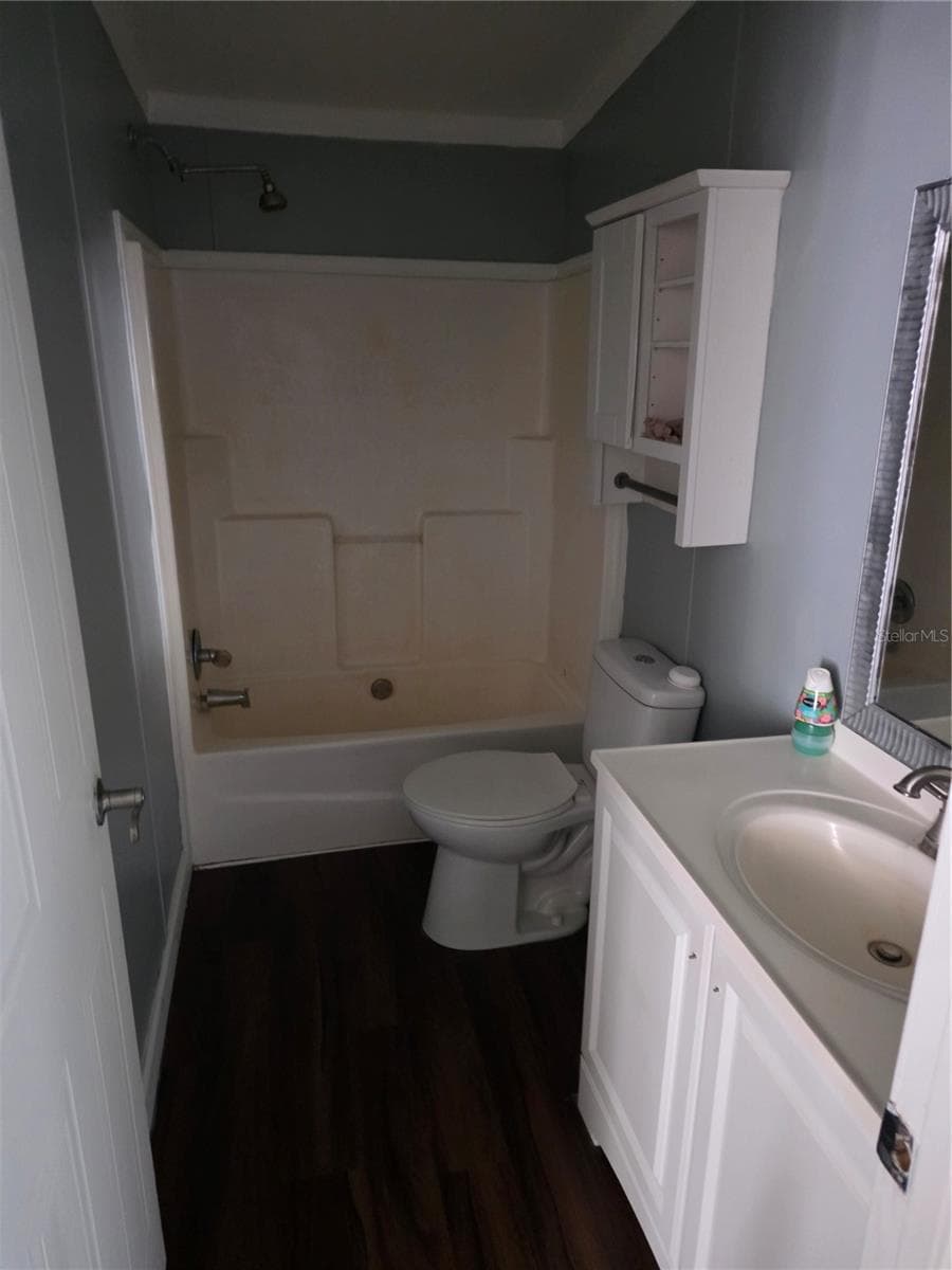 Bathroom 2 - 1504 WALDRUP RD, LAKELAND