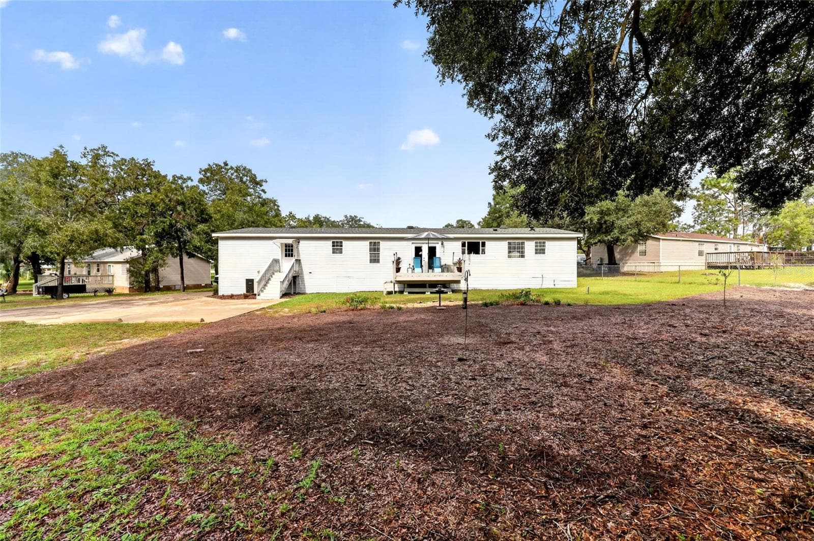 Large backyard area - 12647 SE 102ND AVE, BELLEVIEW