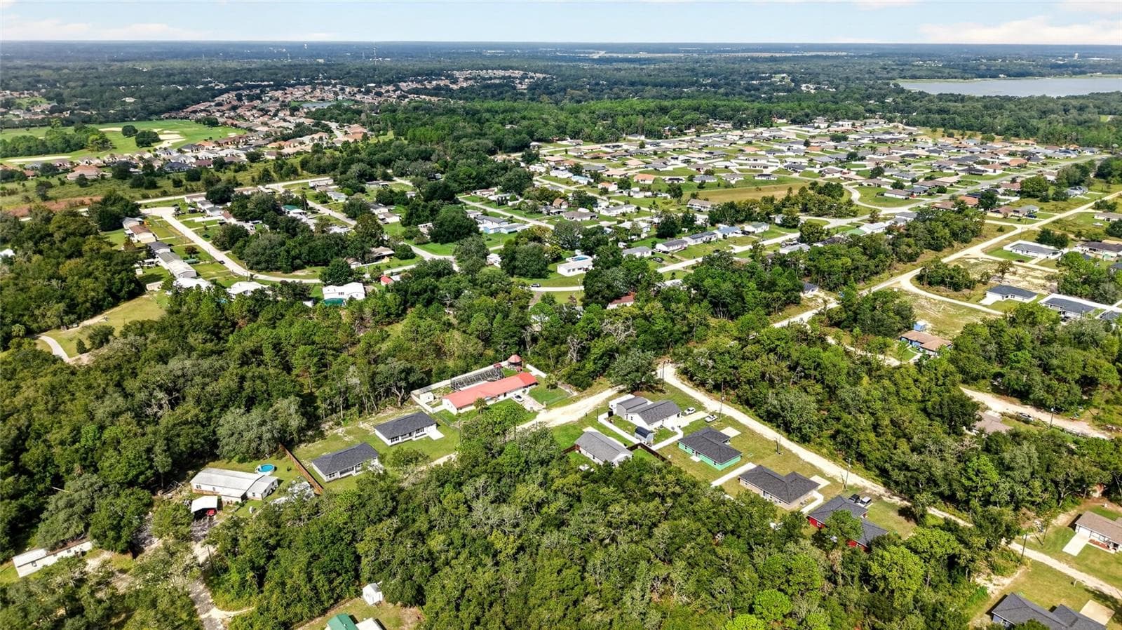 Lake Weir Heights. Near Carney Island & Lake Weir - 12647 SE 102ND AVE, BELLEVIEW