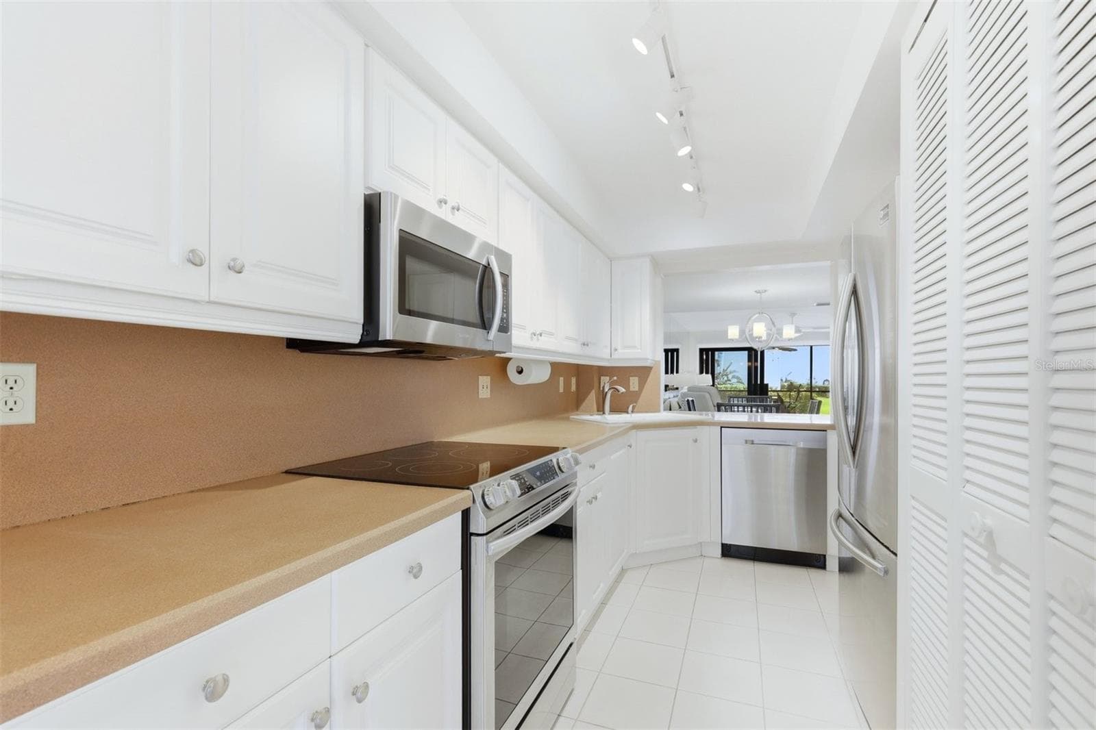New stainless steel appliances - 5655 GULF OF MEXICO DR #A107, LONGBOAT KEY