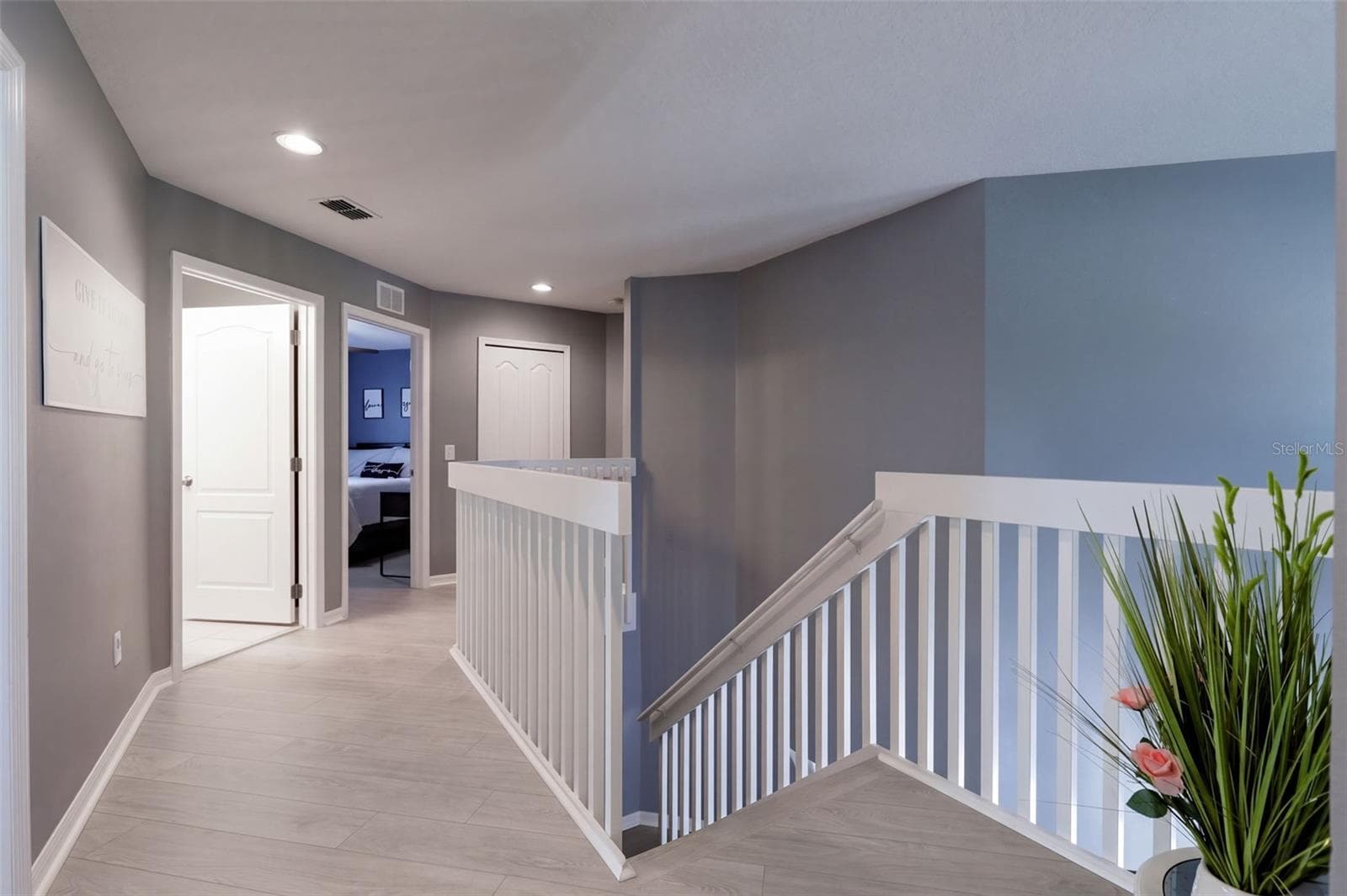 Upstairs Hallway - 10603 SUNRISE TERRACE DR, ORLANDO