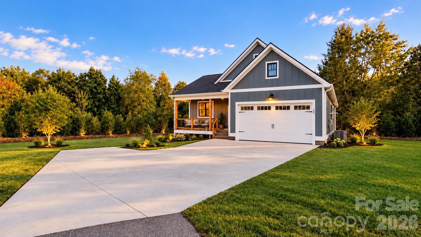 Single Family Residence at 30 Olde Oak Court, Hendersonville, photo 3 of 42