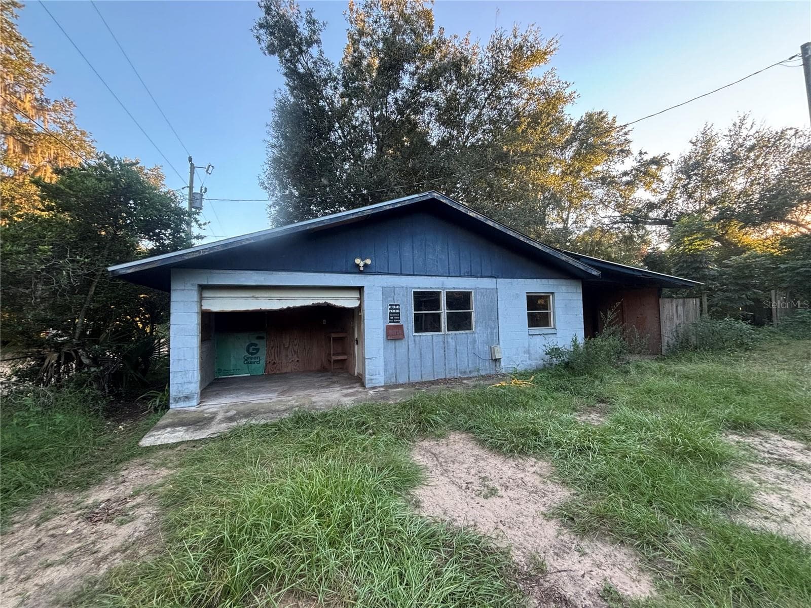 Mobile Home at 17990 SE 51ST ST, OCKLAWAHA, photo 3 of 55
