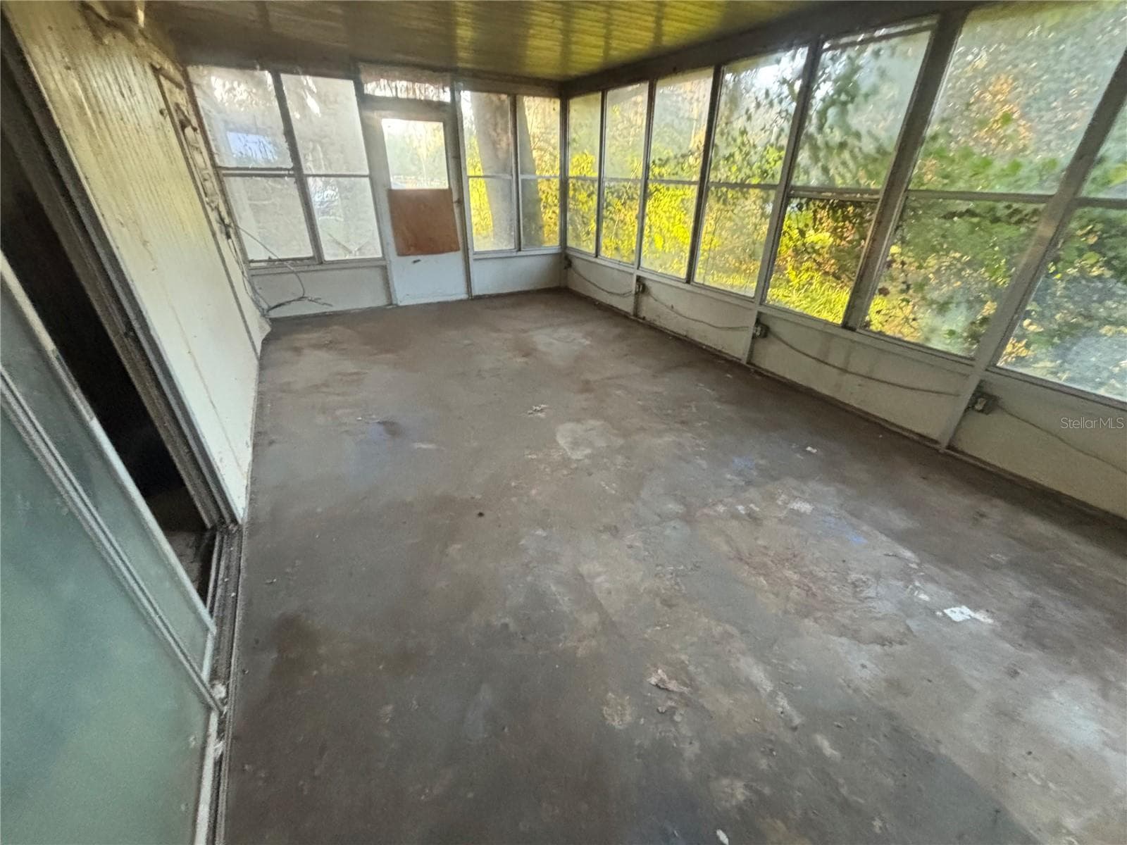 Mobile Home at 17990 SE 51ST ST, OCKLAWAHA, photo 22 of 55