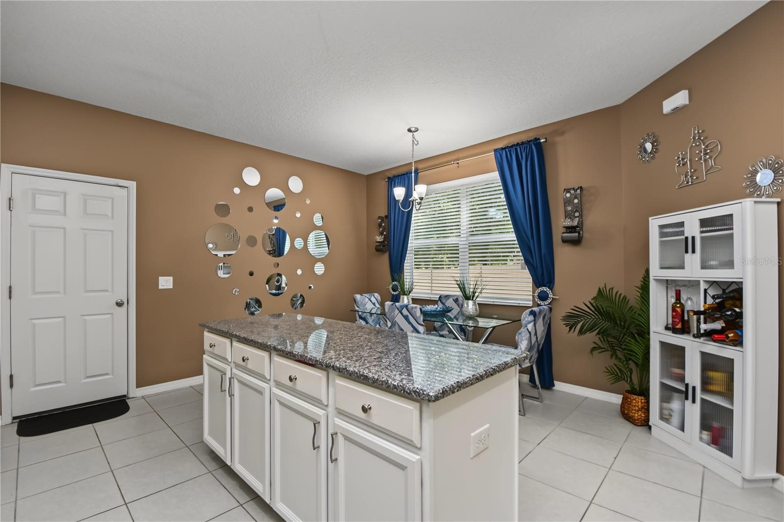 Single Family Residence at 1114 CAPITOL STREET, APOPKA, photo 10 of 29
