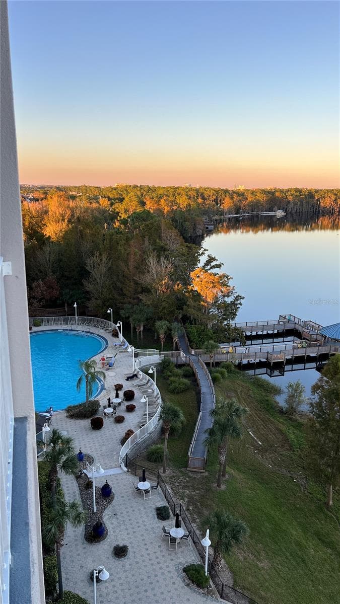 Condo - Hotel at 13427 BLUE HERON BEACH DR #706, ORLANDO, photo 23 of 47