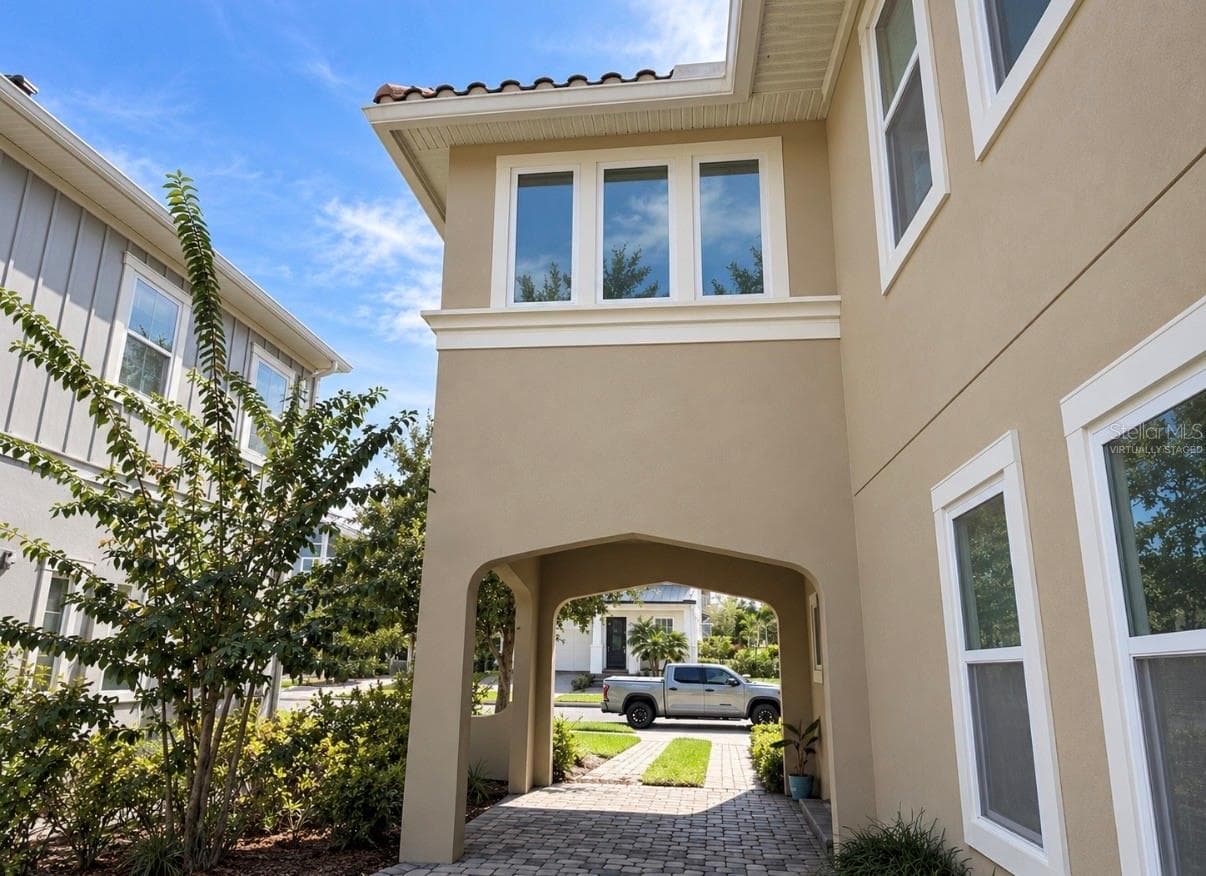 Virtually staged With balcony converted to a finished room - 8153 BELLOW ST, ORLANDO