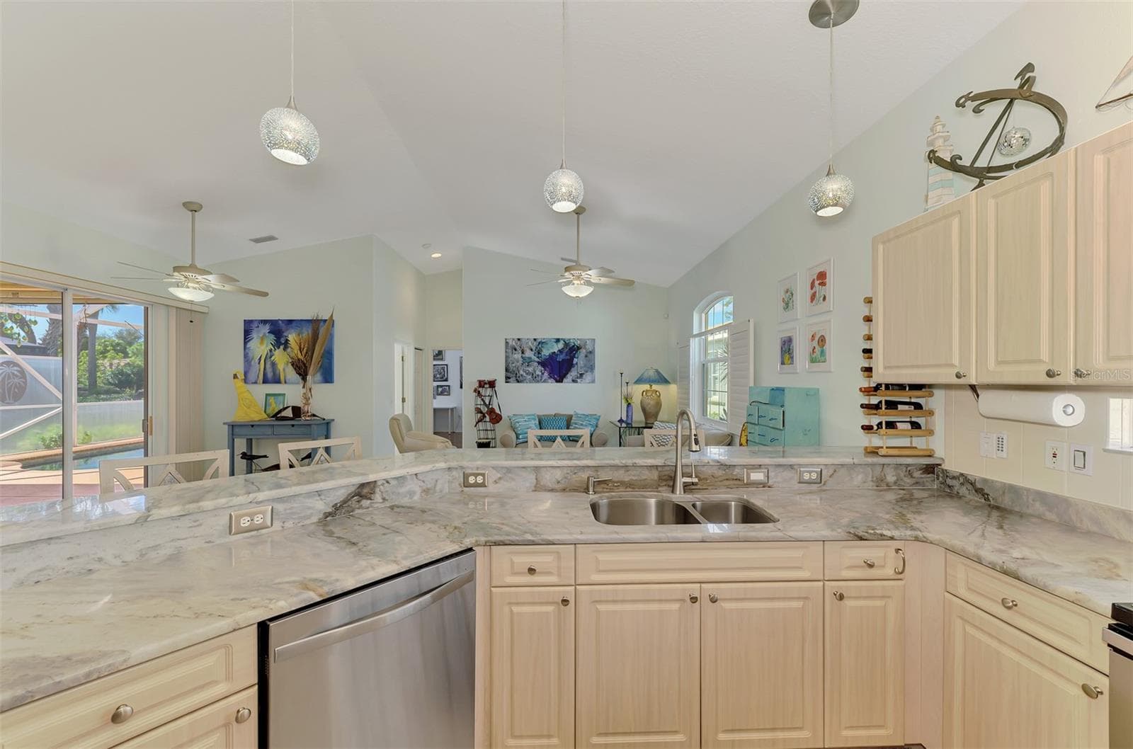 Single Family Residence at 219 RIO TERRA, VENICE, photo 23 of 77