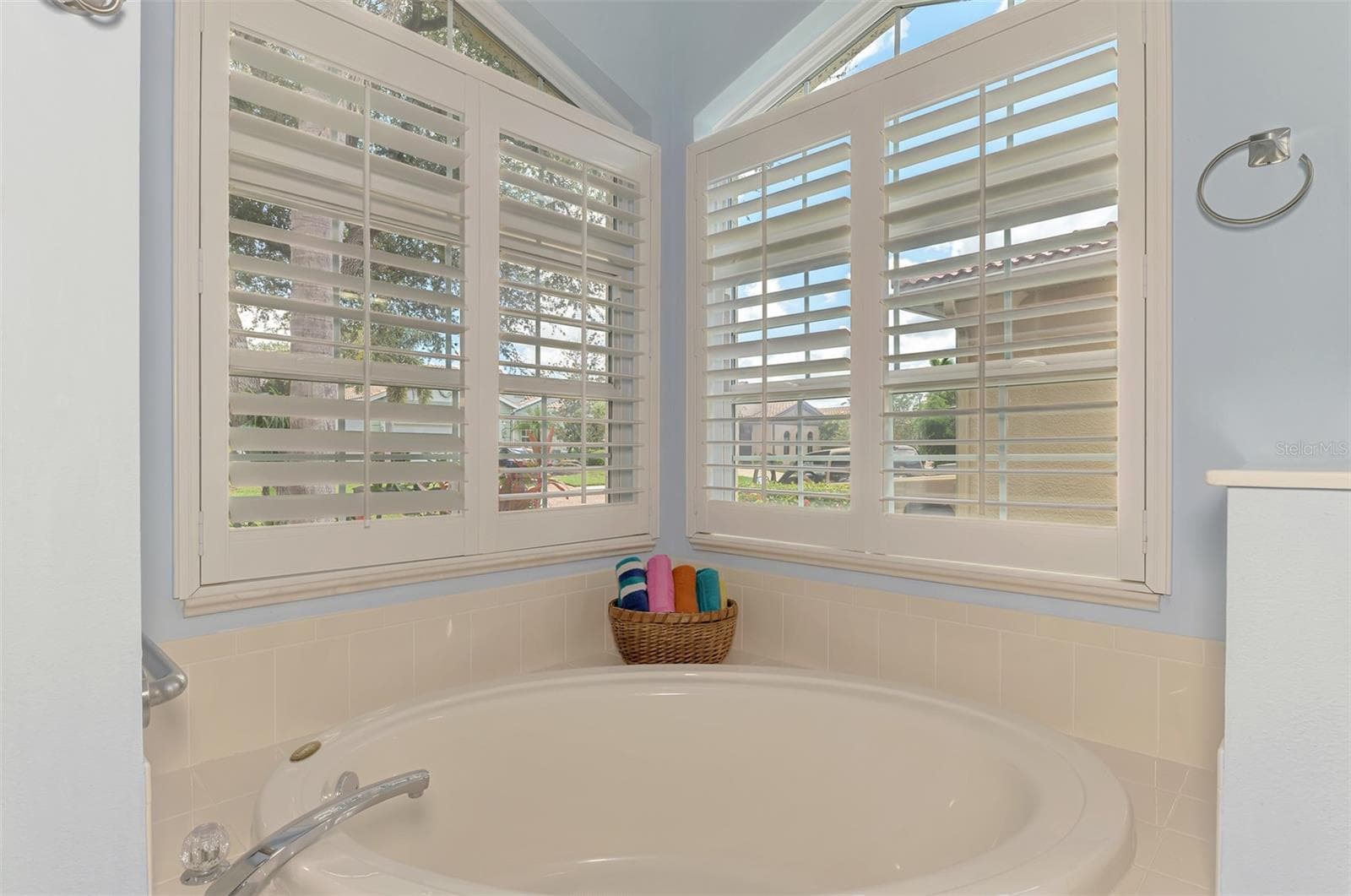 Single Family Residence at 219 RIO TERRA, VENICE, photo 41 of 77