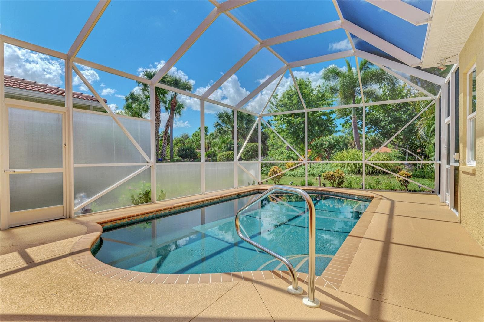 Single Family Residence at 219 RIO TERRA, VENICE, photo 54 of 77