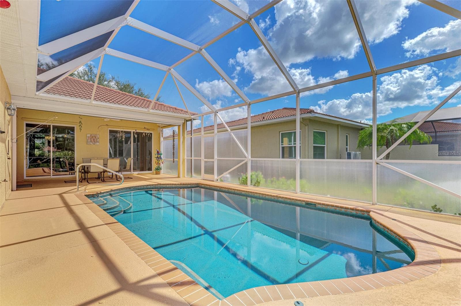 Single Family Residence at 219 RIO TERRA, VENICE, photo 55 of 77
