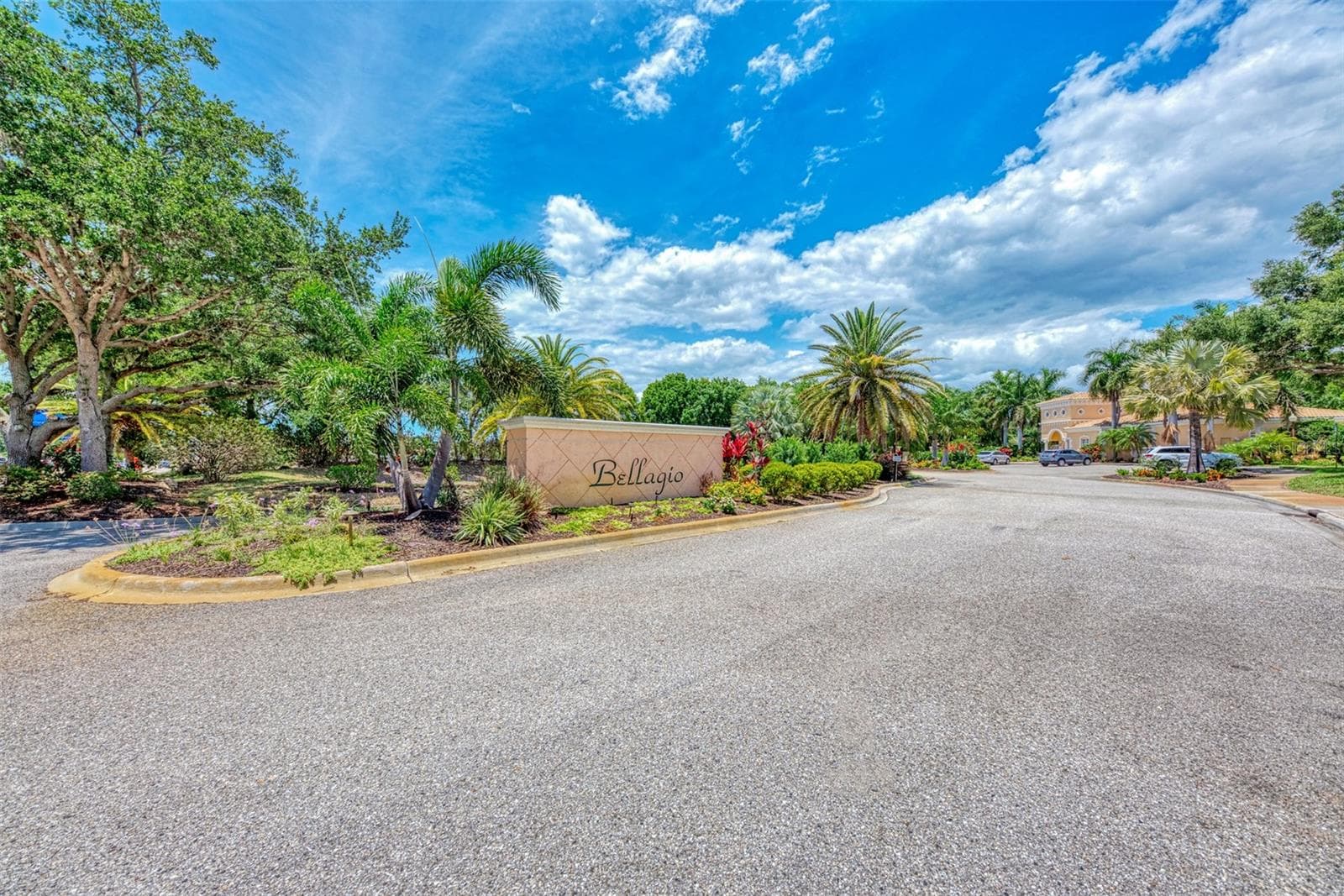 Single Family Residence at 219 RIO TERRA, VENICE, photo 68 of 77