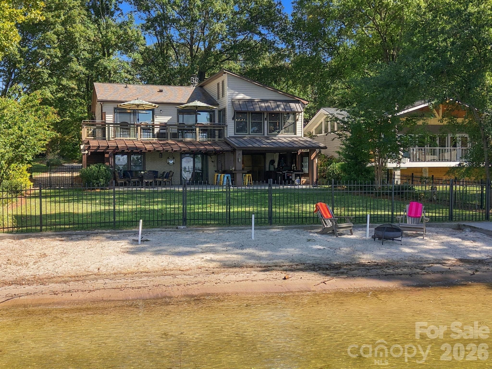 Single Family Residence at 20625 Island Forest Drive, Cornelius, photo 17 of 48