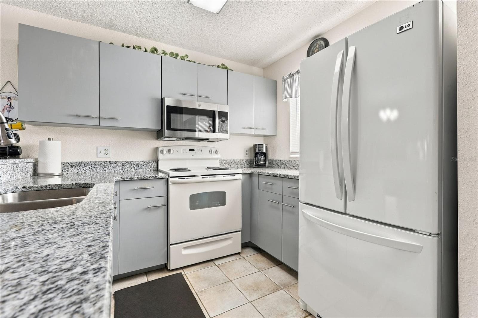 Condominium at 25100 SANDHILL BLVD #G202, PUNTA GORDA, photo 9 of 47