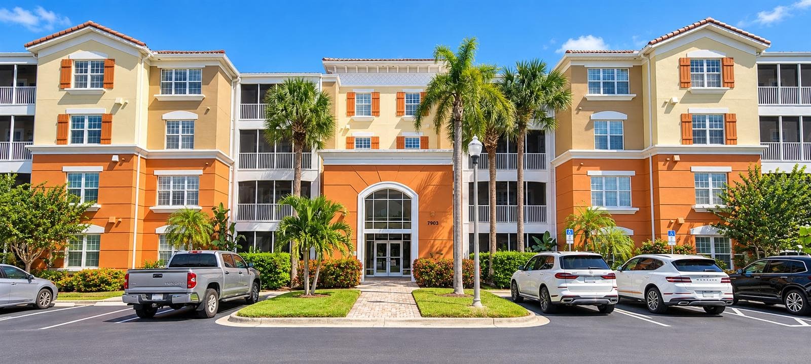7903 SEMINOLE BLVD #2105