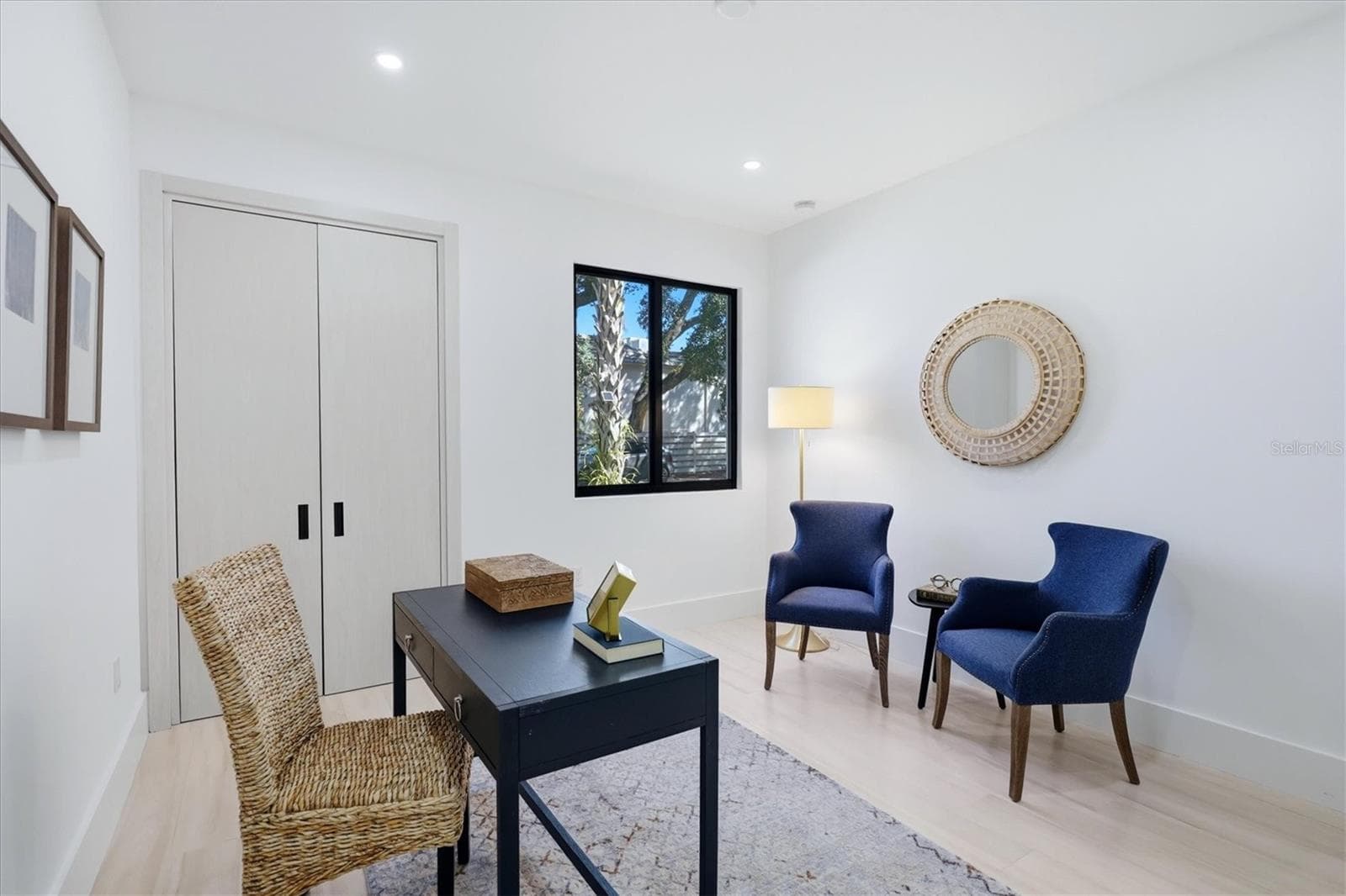 first level office or bedroom with ensuite bathroom - 1734 WISCONSIN LN, SARASOTA