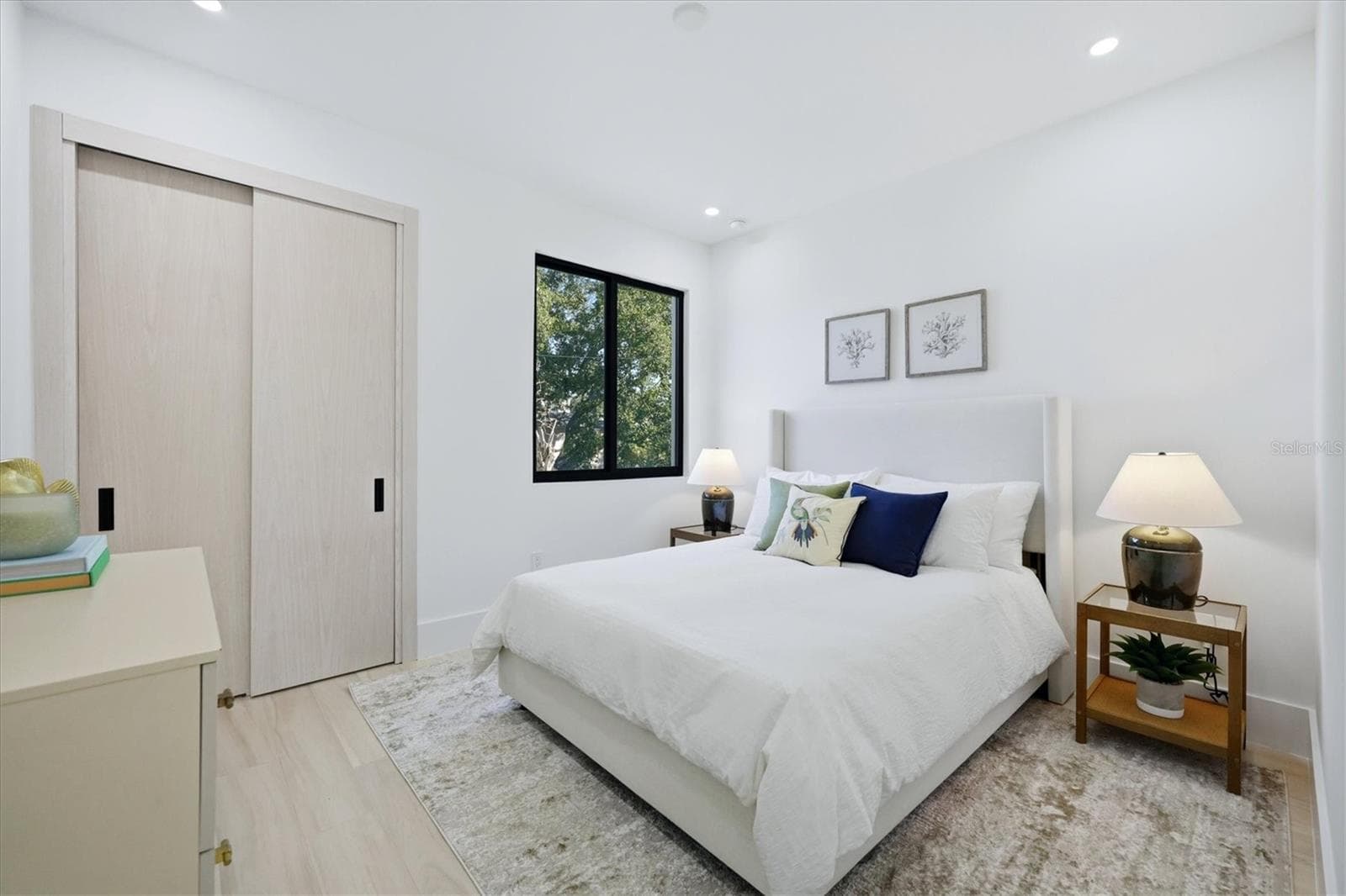 3rd bedroom, 2nd floor, ensuite bathroom - 1734 WISCONSIN LN, SARASOTA