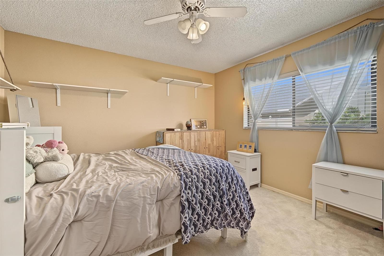 Single Family Residence at 3024 PINEVIEW DR, HOLIDAY, photo 24 of 46