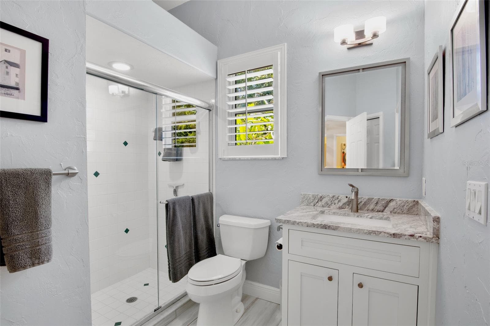 3rd bathroom, also a pool bath - 4804 BENCHMARK CT, SARASOTA