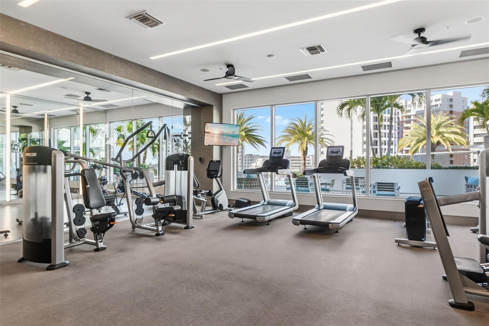 Fitness center - 111 S PINEAPPLE AVE #1103, SARASOTA