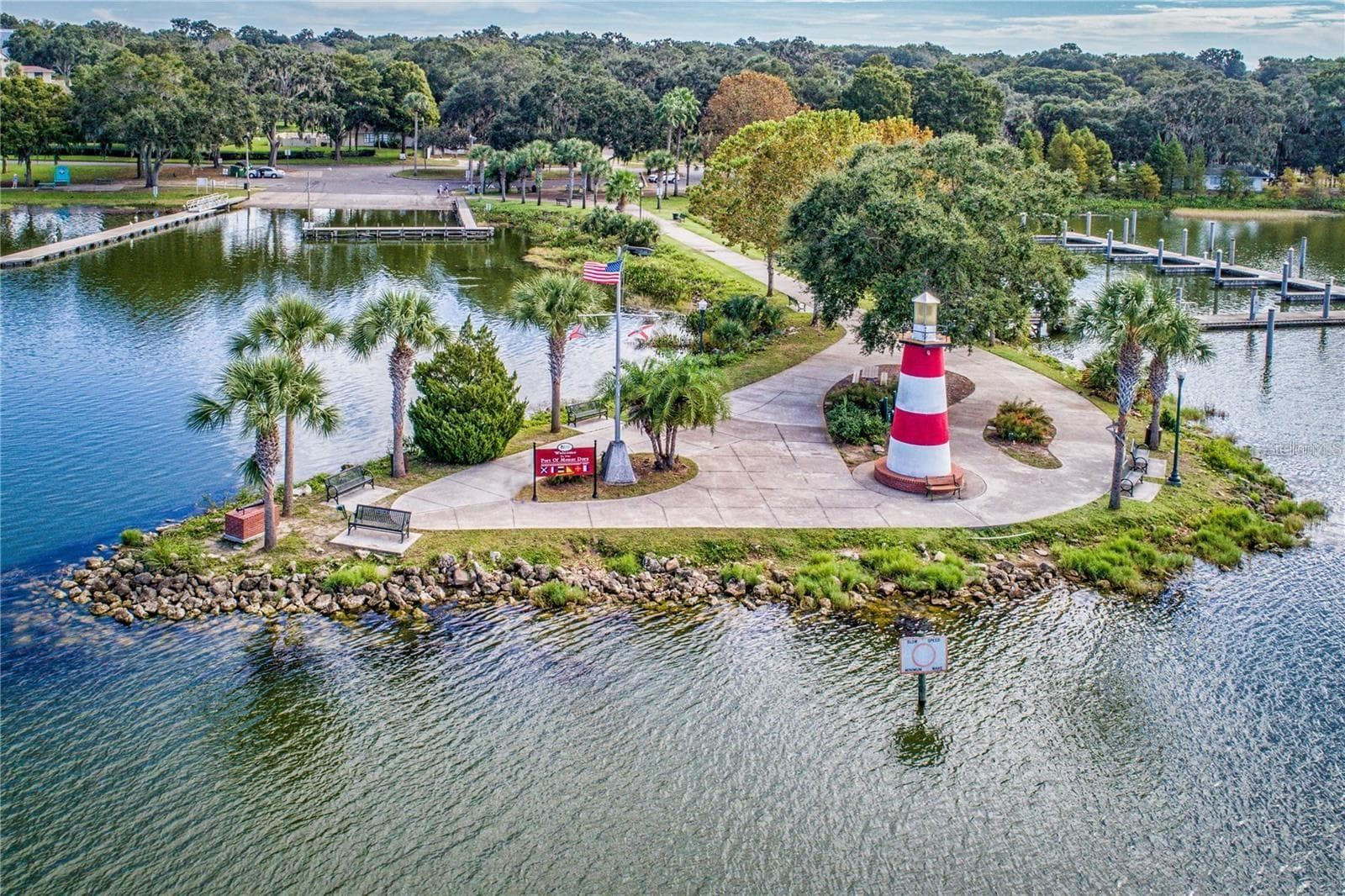 Located just minutes from the iconic Mount Dora Lighthouse, a landmark sentinel along the shores of Lake Dora. - 2444 PAWTUCKET PASS, MOUNT DORA