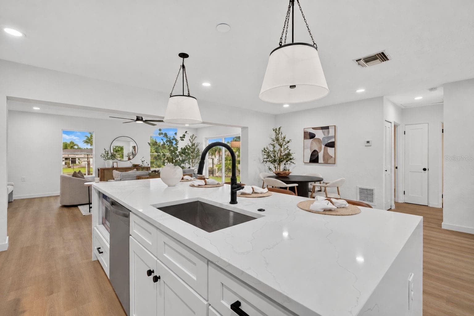 Single Family Residence at 223 94TH AVE NE, ST PETERSBURG, photo 15 of 40